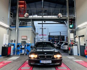 BMW Rad 7 740 i E38, Originál fabrický M-Paket - 2