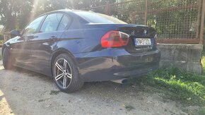 BMW E90 320D - 2