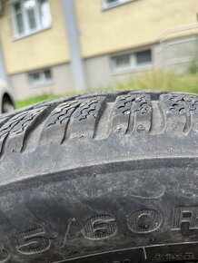 Pneumatiky Dunlop zimne 185/60 R15 - 2