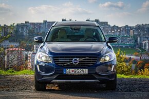 Volvo XC60 D4 2.4L Drive-E Ocean Race Geartronic AWD - 2