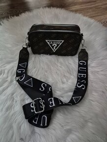 Guess kabelka crossbody hnedá - 2