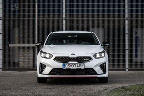 Kia ProCeed 1.6 T-GDi GT A/T - 2