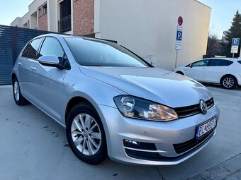 VW Golf 1,6 TDi 77 kW M5 - 2