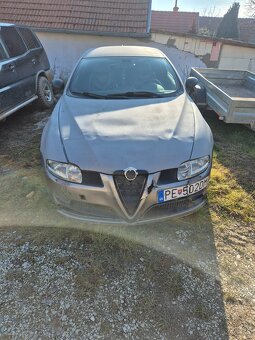 Rozpredám Alfa Romeo GT 110kw 1.9 - 2