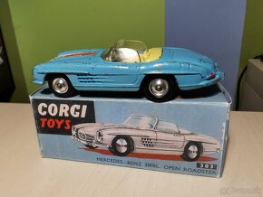 Corgi toys Mercedes 300 SL roadster - 2