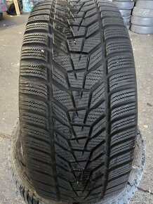 zimné 225/45/18 HANKOOK - 2