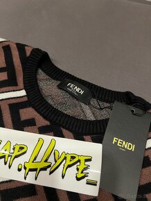 Fendi monogram sweater - 2