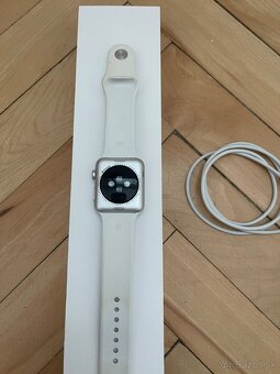 Apple Watch 3 42mm - 2