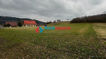 ID: N014-14-STKE Na predaj rovinatý stavebný pozemok v obci  - 2