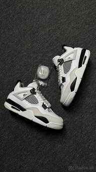 Nike Air Jordan 4 Retro "Military Black" - 2