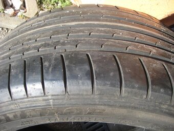 RUN FLAT 2x 245/45 R19 98Y a 2x 275/40 R19 101Y DUNLOP de6mm - 2