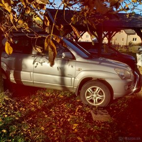 Predám pojazdné auto KIA Sportage - 2