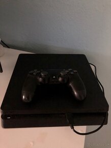 Predám PS4 slim - 2