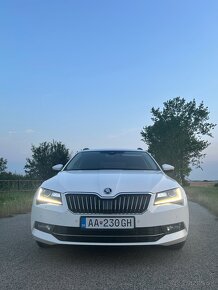 Škoda Superb 1,5 tsi - 2