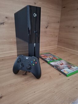 XBOX ONE 500GB, 1X OVLÁDAČ, 2X HRA - 2