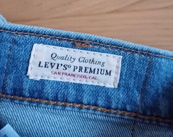 Levis bledomodré slim fit sttečové - 2