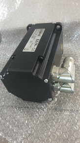 Servomotor B&R 8LSA44.R2030D100-3 - 2