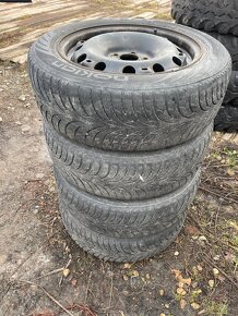 Predám gumy a disky 5x100 nokian 185/60 R15 3119 R15 - 2