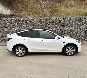 TESLA MODEL Y LONG RANGE DUAL MOTOR - 2