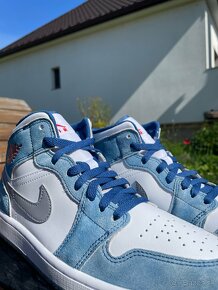 Nike Air Jordan 1 Mid French Blue - 2