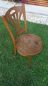 Predam stolicku Thonet - 2