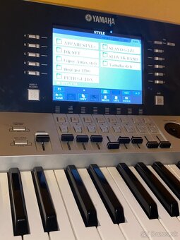 Yamaha Tyros 3 - 2