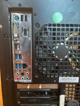 Desktop i5-4690, 16GB RAM, 2x SSD + 2T HDD - 2