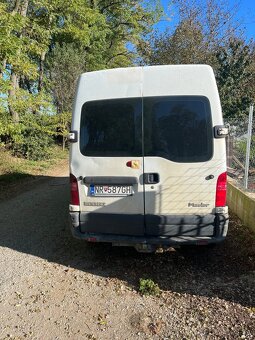 RENAULT MASTER 2,5  84kw - 2