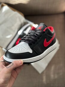 NIKE AIR JORDAN 1 LOW Black / Fire Red-White - 2