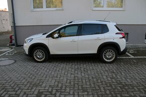 Peugeot 2008 1.2 PureTech 130k Allure - 2