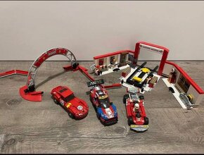 Lego 75889 speed champions Ferrari ultimate garage - 2