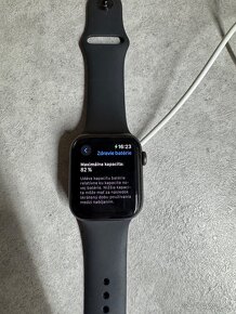 Predam Apple watch SE 44mm - 2