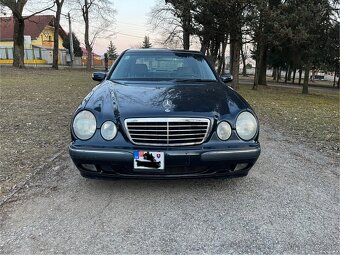 Mercedes E W210 E 220cdi Elegance - 2