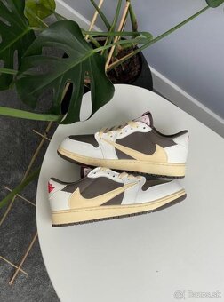 Nike Air Jordan 1 Low OG x Travis Scott “Reverse Mocha” - 2