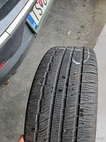 Pneu 245/45r18 - 2