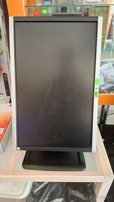 Predam 22" monitor HP Compaq LA2205wg - 2