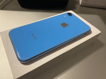 iPhone XR 64Gb Modrý - 2