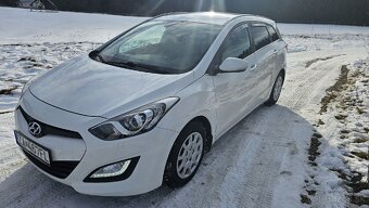 Hyundai i30 CW 1.6 - 2