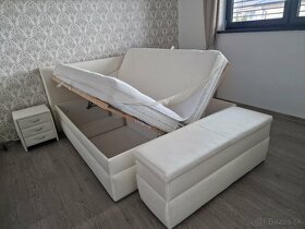 Manželská posteľ +nočné stolíky+lavica - 2