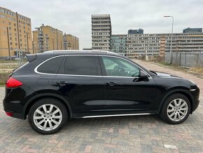 Porsche Cayenne Turbo Diesel - 2