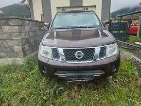 Nissan pathfinder 3.0v6 dci nepojazdne - 2