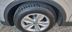 Predám VW Istanbul 5x112 R17 215/55r17 Zimné 215/65 Bridgest - 2