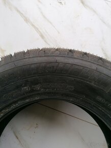 MICHELIN 225/70 R16 - 2