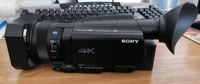 SONY 4K FDR - AX 700 - 2