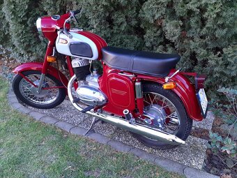 Jawa 250 592 - 2