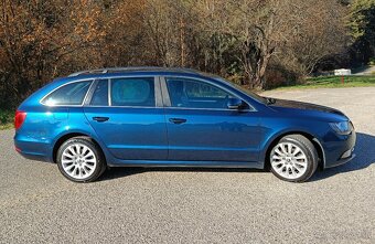 Škoda Superb Combi 2.0 TDI 170k Elegance - 2