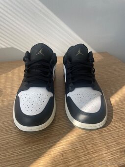 Nike Air Jordan 1 Low - 2