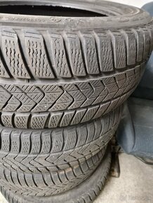 Zimne pneu 225/50r18 - 2