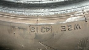 215/55R17 Semperit - 2