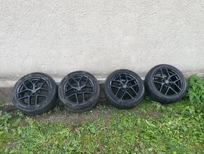 Zimna sada 235/45 R17-Borbet - 2